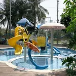 Homey And Nice 1Br At The Mansion Kemayoran Apartment By Travelio