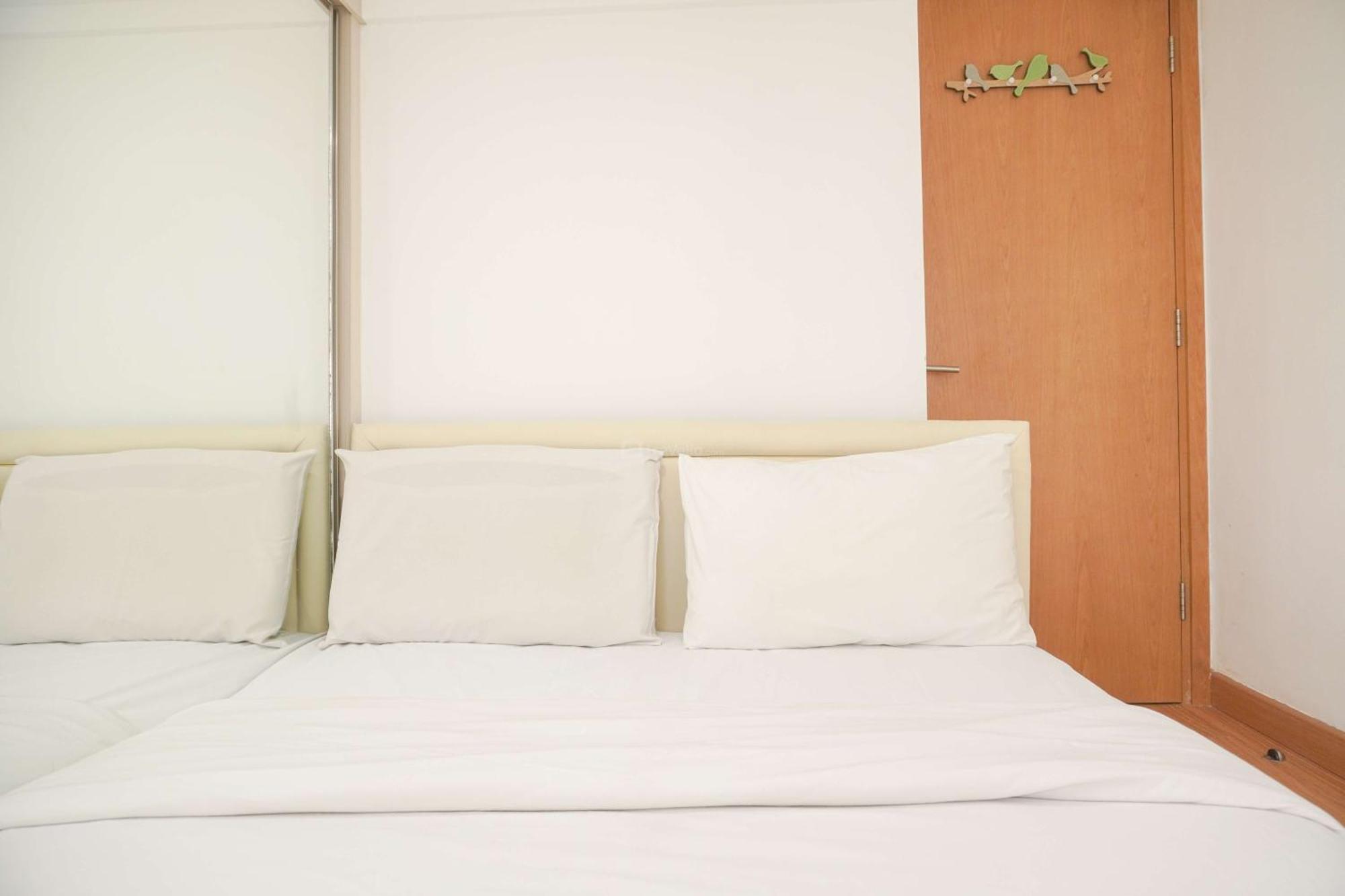 Homey And 1br At The Mansion Kemayoran By Travelio Appartement *